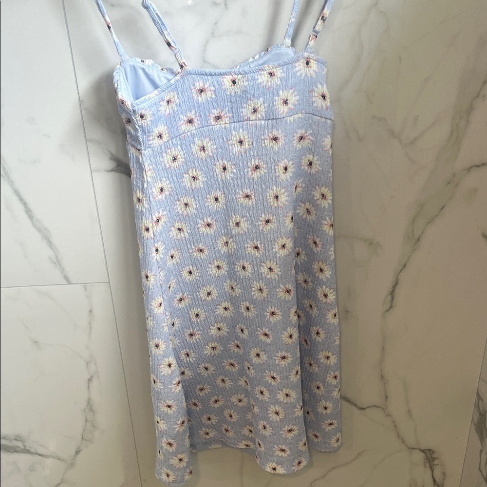H&M Women's Light Blue Daisy Dress - Picture 3 of 4